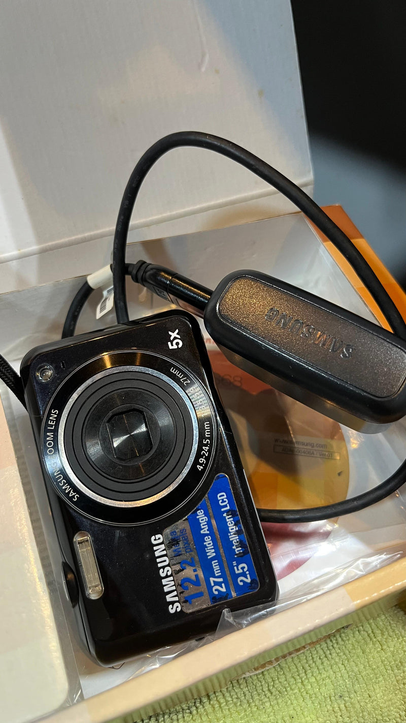 Samsung ES68 Preta 12.2Mpx (na caixa)